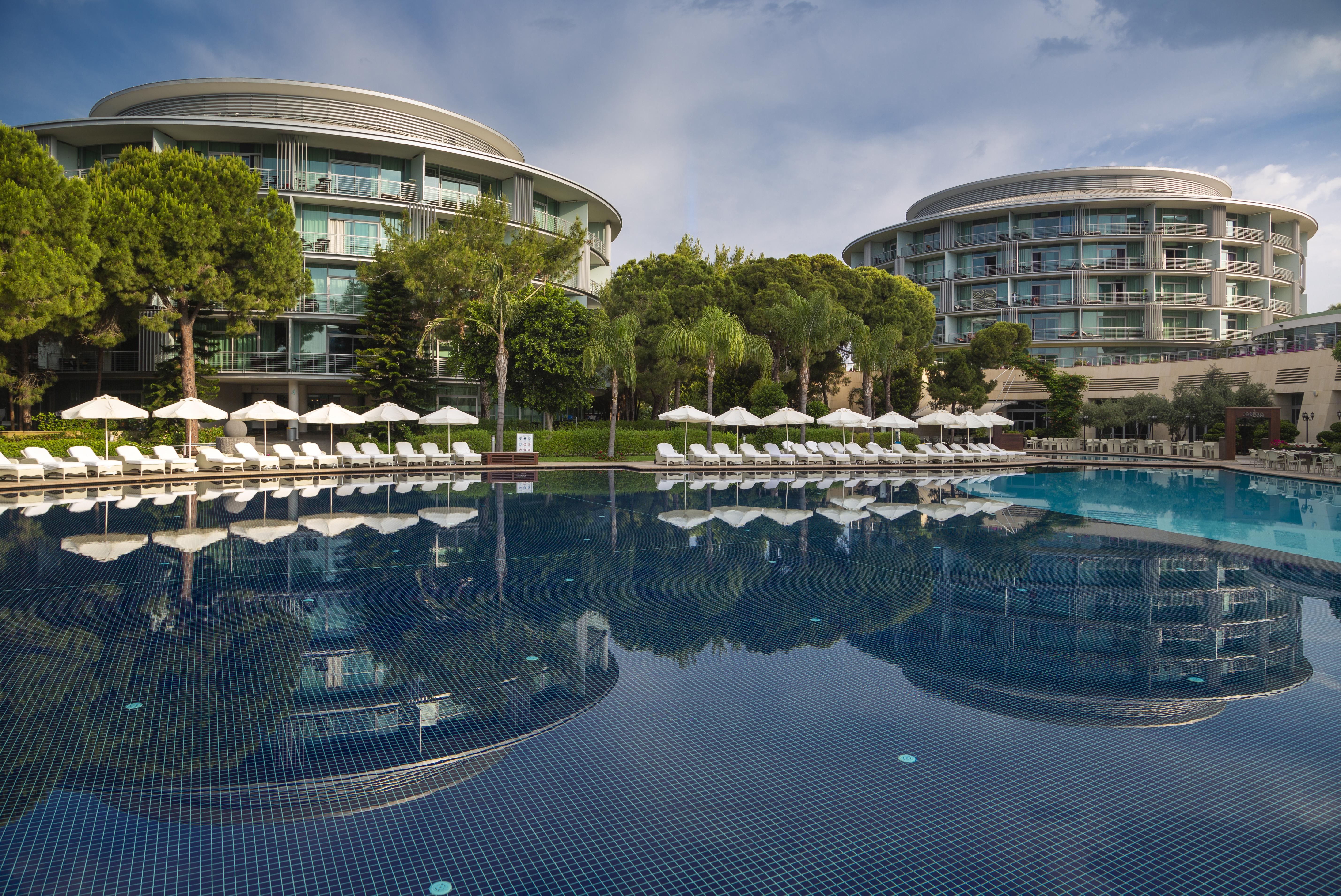 Calista outlet luxury resort